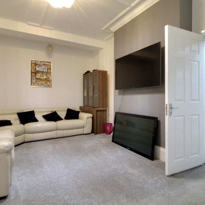 Lansdowne Road, Handsworth, Birmingham - Photo 1