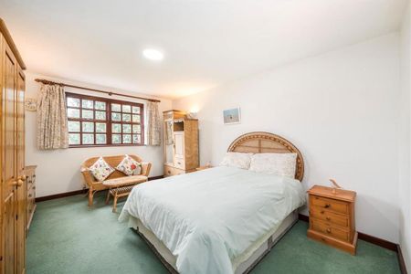 5 bedroom house to rent - Photo 2