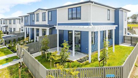 Charming 3BR Kauri flat zoned house in Takanini - Photo 2