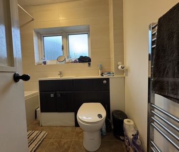 2 bedroom House - Oak Grove, Hatfield - Photo 4