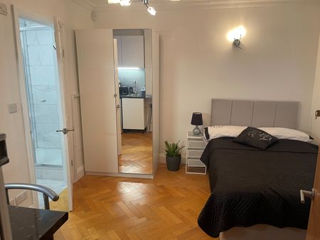Studio Flat, Friars Avenue, N20 - Photo 4