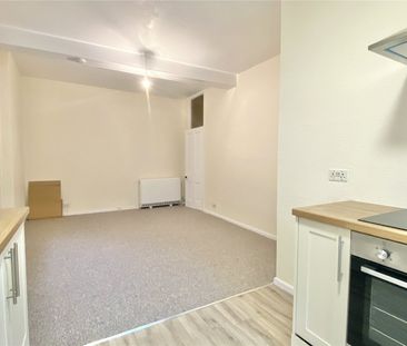 Swan Flats, Ditton Street, Ilminster, Somerset, TA19 - Photo 1