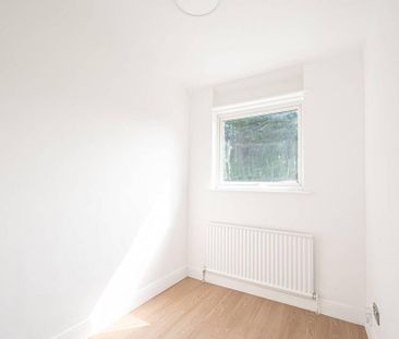 4 bedroom semi-detached house to rent - Photo 6