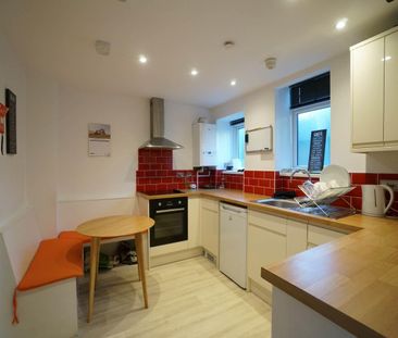 Flat 50 Holyhead Road - Photo 5