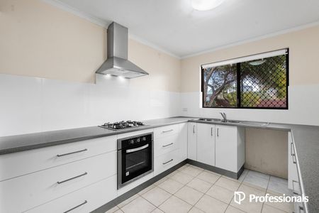 Well-Presented 3 Bedroom Home in a Prime Karrinyup Location - Photo 5