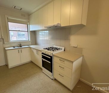 Updated 2 bedroom unit - Close to Dandenong Market and Shops - Photo 2