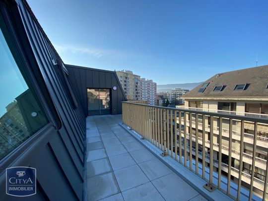 Location Appartement 2 pièces 42m² CHAMBERY 73000 - Photo 1