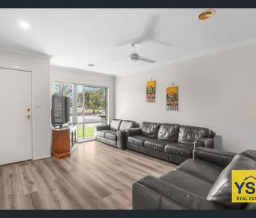 Modern, Secure & Convenient Living in Hoppers Crossing - Photo 6