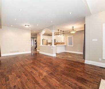 For Lease - 2432 HILDA Drive, Oakville, Ontario - Photo 2