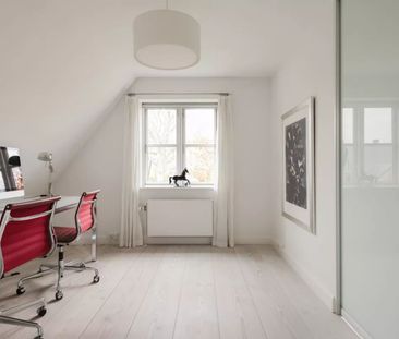 Charmerende murermestervilla i hjertet af Birkerød - Photo 2