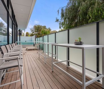 For Lease: Stunning 3 Bed 2 Bath Unfurnished Apartment in Prime Com... - Photo 1