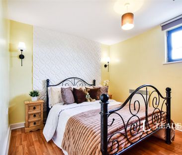 1 bedroom apartment to rent Greenheys Lane West, Manchester, Greate... - Photo 4