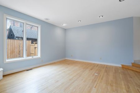 For Lease - 1330 Sprucedale Avenue, London North, Ontario - Photo 2