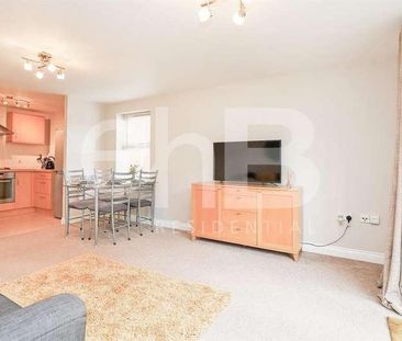 Birch Meadow Close, Warwick, CV34 - Photo 3