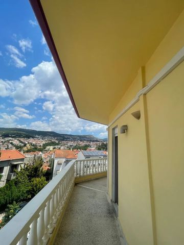Διαμέρισμα για ενοικίαση Στροφή Φιλύρου (Πεύκα) - Photo 3