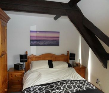 2 Bedroom Semi-Detached House - Photo 4