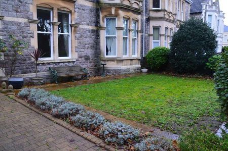 Clarence Road South, Weston-super-mare, BS23 - Photo 5