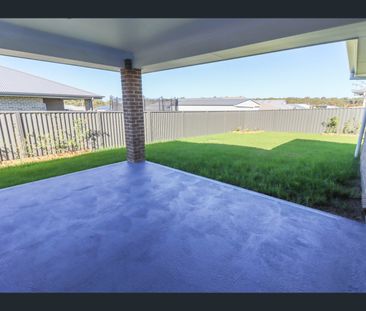 5 Lancing Avenue, Sussex Inlet, NSW 2540 - Photo 5