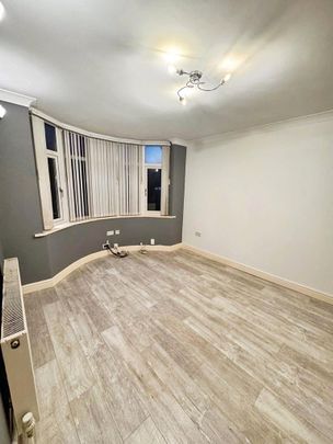 4 bedroom semi-detached house to rent - Photo 1