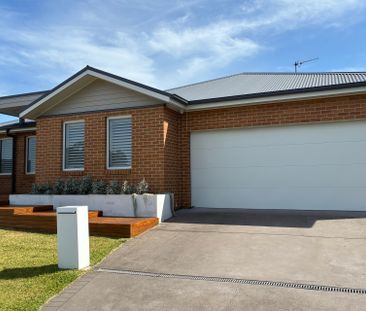 1 Kariba Close, Macquarie Hills NSW 2285 - Photo 4
