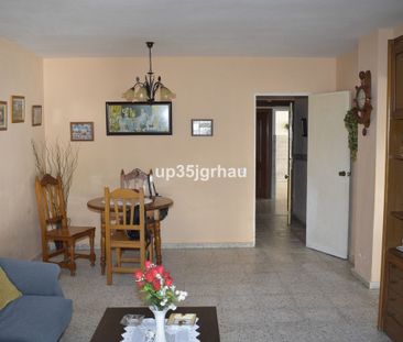 Apartamento planta baja en alquiler en Estepona - Photo 2