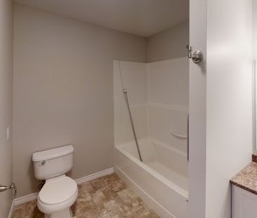 1020 Cleveland, E1B 0K8, Riverview - Photo 2