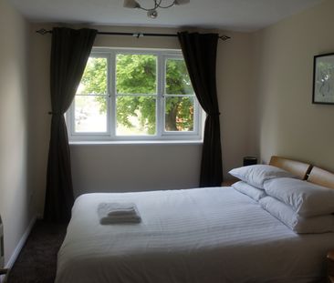 Town Mead, West Green, Crawley, RH11 - Photo 1
