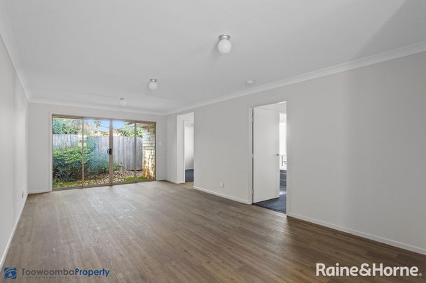 Modern Unit Close to the CBD! - Photo 1