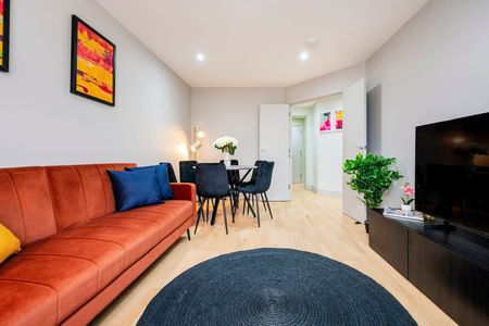 Saint Martin's Lane - Photo 2