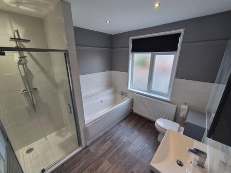 2 bedroom semi-detached house to rent - Photo 5