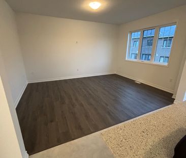 For Lease - 41 Lower Street, Barrie, Ontario - Photo 6