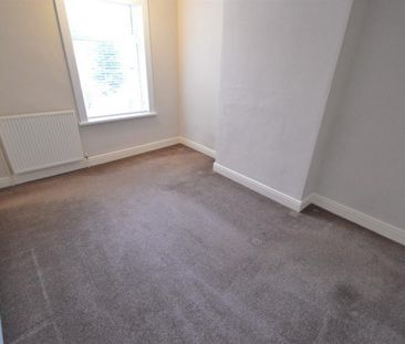 2 bedroom House To Let - Photo 4