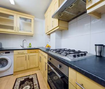 Room in a Shared Flat, Johnson Street, E1 - Photo 1