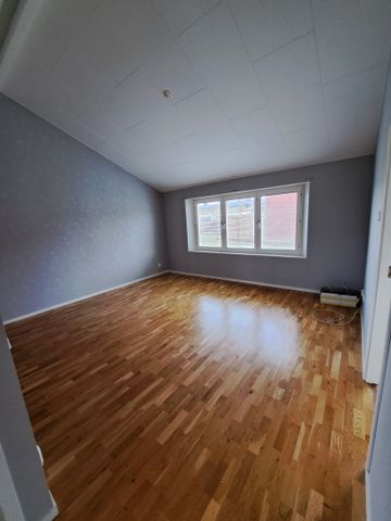 Badhusgatan, Vara - Photo 5