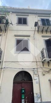Monolocale in affitto - Photo 1