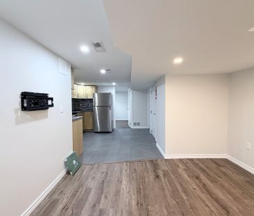 For Lease - 315 East 22nd Street Unit# Basement, Hamilton, Ontario - Photo 5
