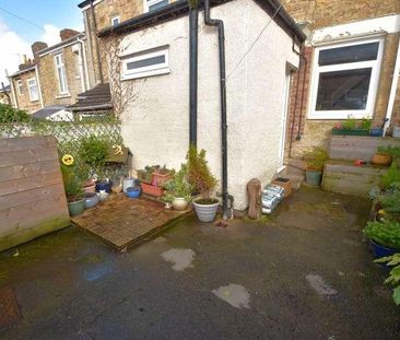 Shafto Terrace, Shield Row, Stanley, DH9 - Photo 4