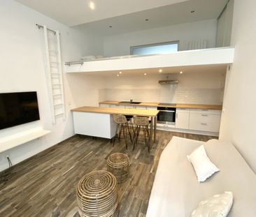 APPARTEMENT - RUE DE L'ARSENAL - FONDAUDEGE - Photo 2