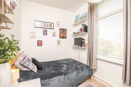 Chester Avenue, Southchurch Park Area, Southend-On-Sea, Essex, SS1 2YW - Photo 3