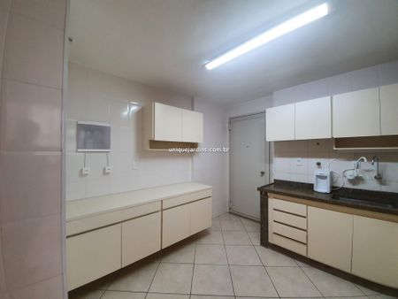 Jardim Paulista: 3 Dorm | 1 Suíte | 2 Vagas | 207 m² úteis - Photo 3