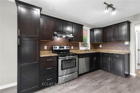 Detached Home For Lease | X8047318 - Photo 4