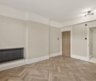 3 bedroom apartment to rent - Photo 2