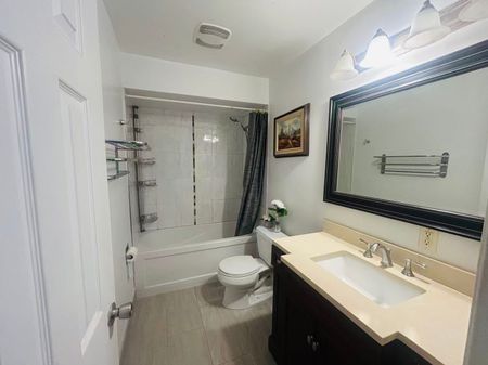 For Lease - 82 Apache Trail, Toronto, Ontario - Photo 5