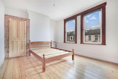 York Road, London, E17 - Photo 2