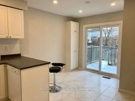 29 Gore Drive #Upper - Photo 4