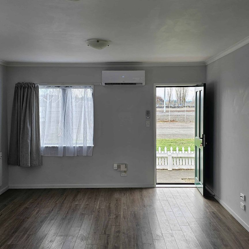 PERRY ST, MASTERTON, 3 BDRMS - $400pw - Photo 1