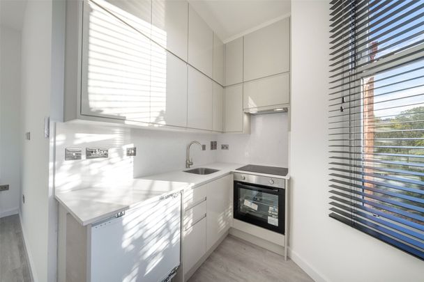 Canfield Gardens, South Hampstead, NW6 flat to rent - Photo 1