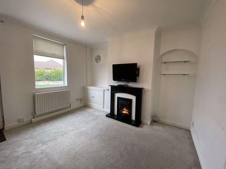 2 bedroom terraced house to rent - Photo 2