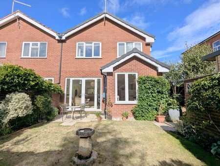 3 bedroom property to rent - Photo 3