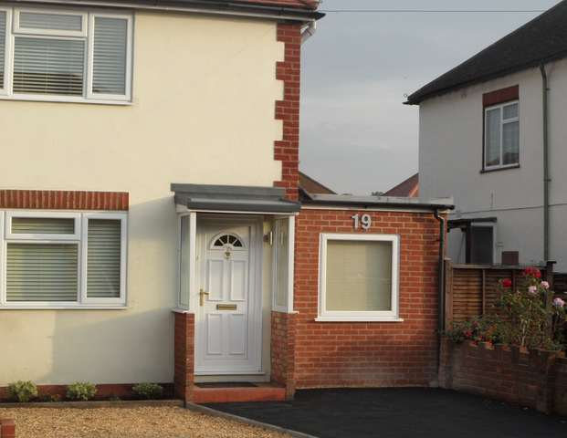 Nelson Road Room 2 - Photo 1